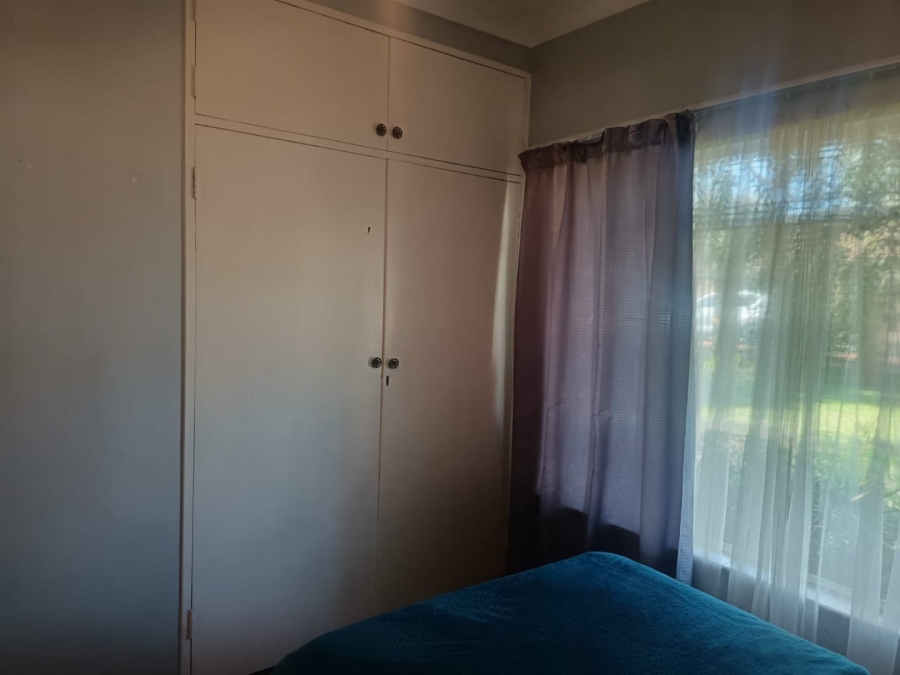 4 Bedroom Property for Sale in Heuwelsig Northern Cape